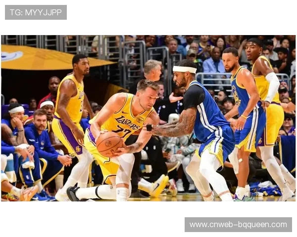 里夫斯缺阵湖人后场调整，骑士米切尔独扛进攻