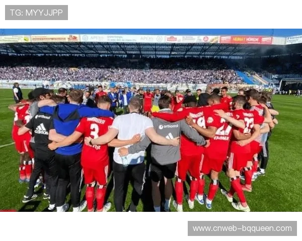 德甲球迷文化观察：南北德比传统对决，汉堡主场终结对拜仁连败