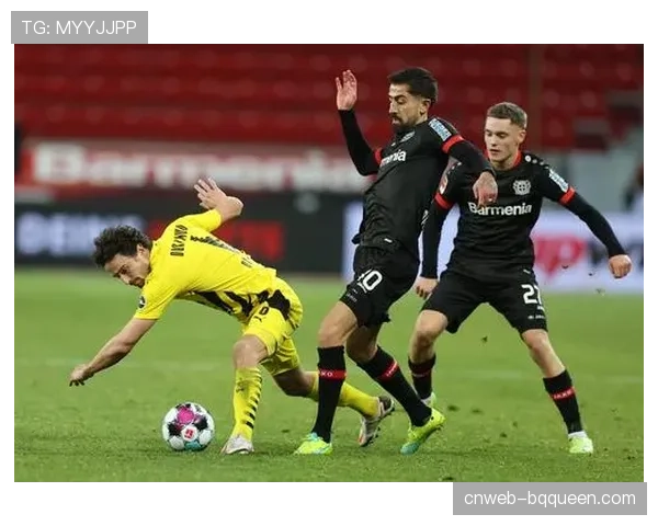 德甲：勒沃库森2-0击败多特蒙德，提前五轮夺得队史首座德甲沙拉盘